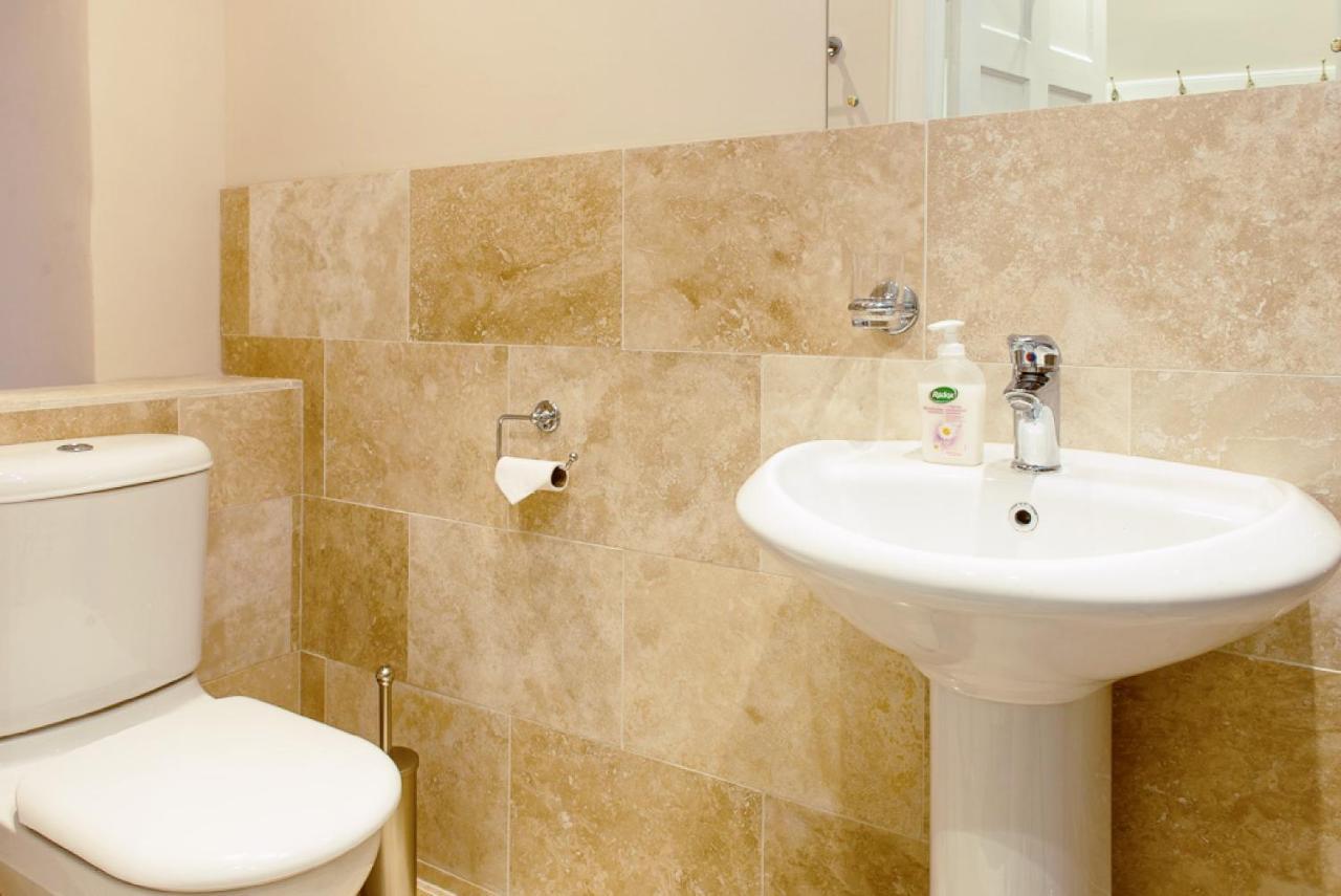 Gorgeous Central Edinburgh 3-Bedroom Apartment Екстер'єр фото